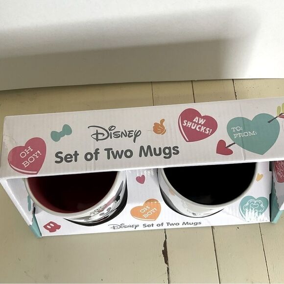Set of 2 Disney Mugs Mickey Mouse ove Heart Handles New In Box - Picture 4 of 10